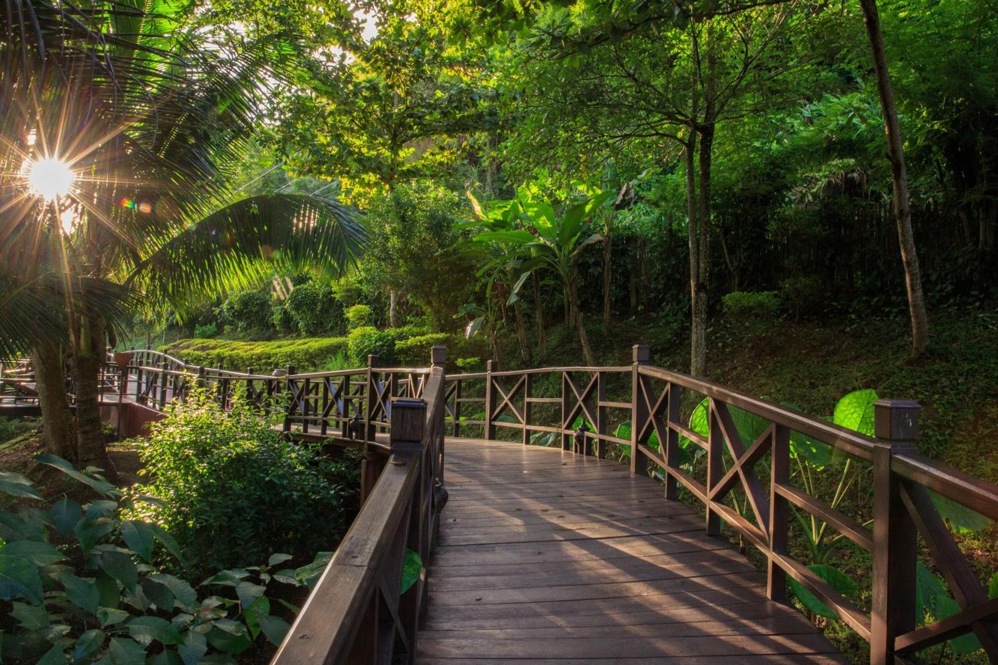 The Luang Say Lodge Muang Pakbèng Екстериор снимка
